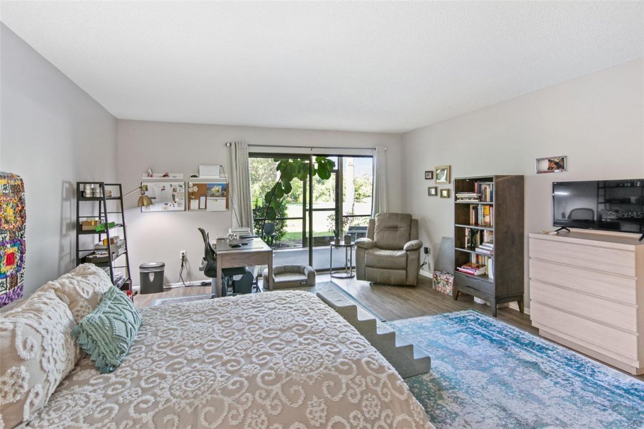 611 Woodlawn Drive, Unit 611, Bradenton, FL 34210 Photo