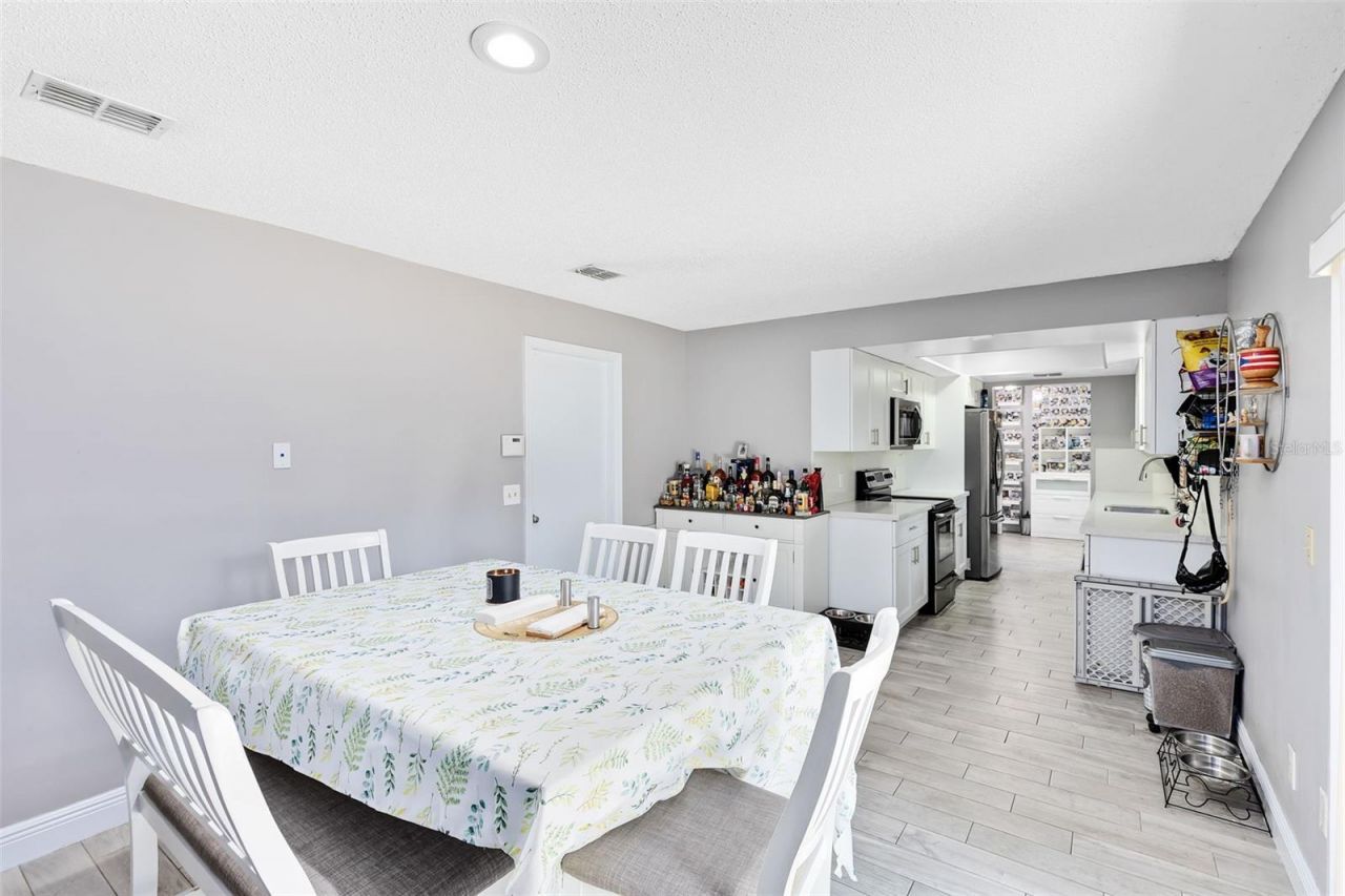 7741 Pine Hollow Court, Orlando, FL 32822 Photo