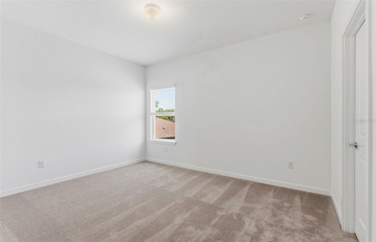 37864 Gunnison Drive, Zephyrhills, FL 33540 Photo
