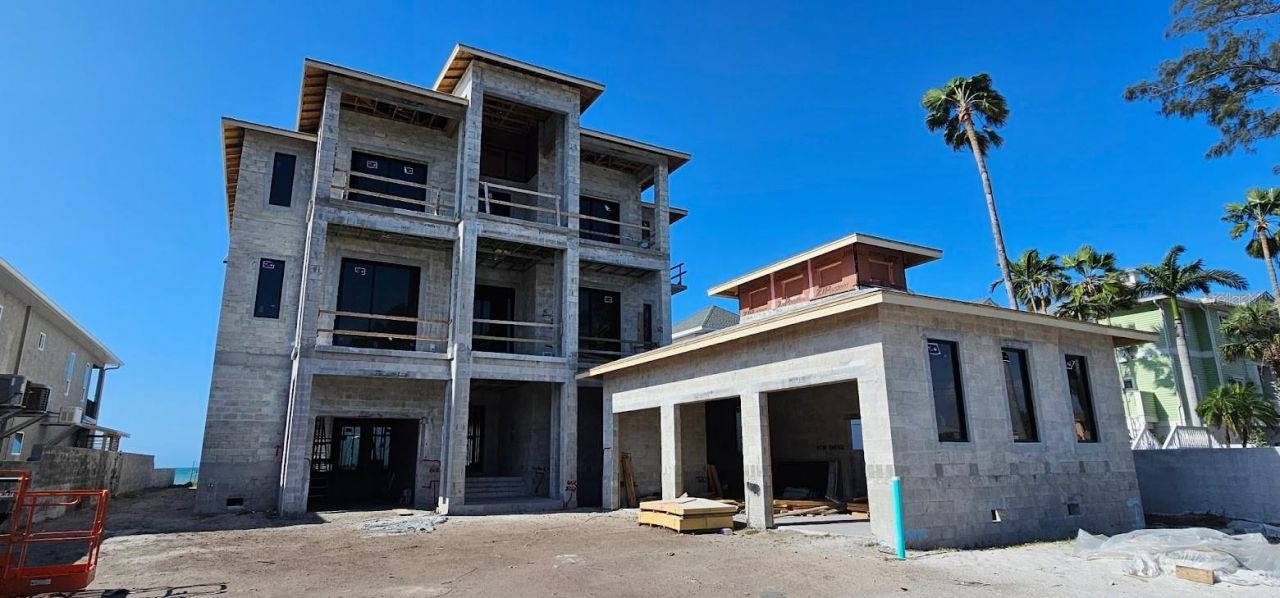 660 Gulf Boulevard, Belleair Shores, FL 33786 Photo