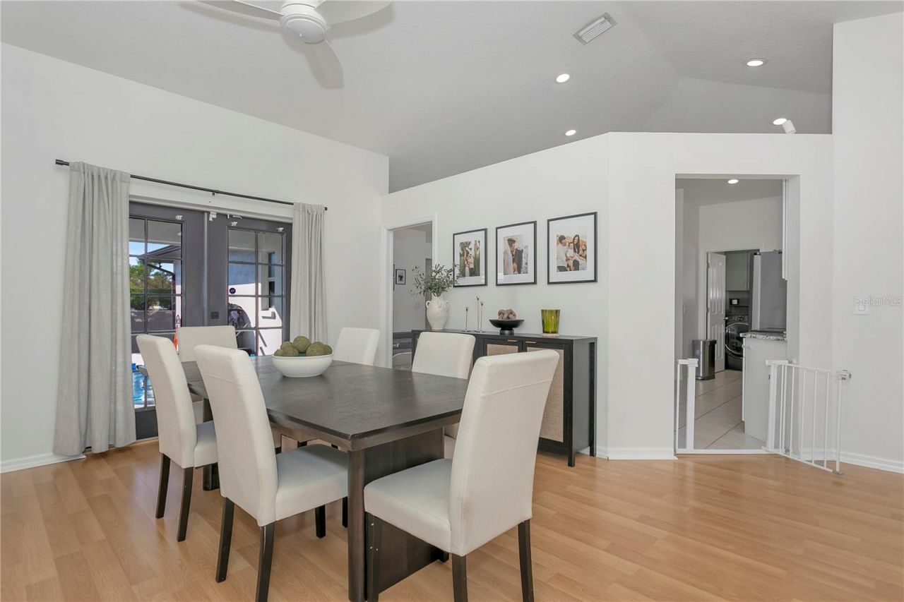 6647 68th Street E, Bradenton, FL 34203 Photo