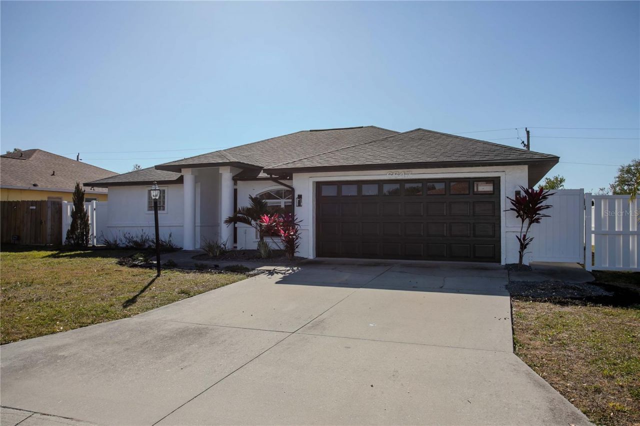6647 68th Street E, Bradenton, FL 34203 Photo