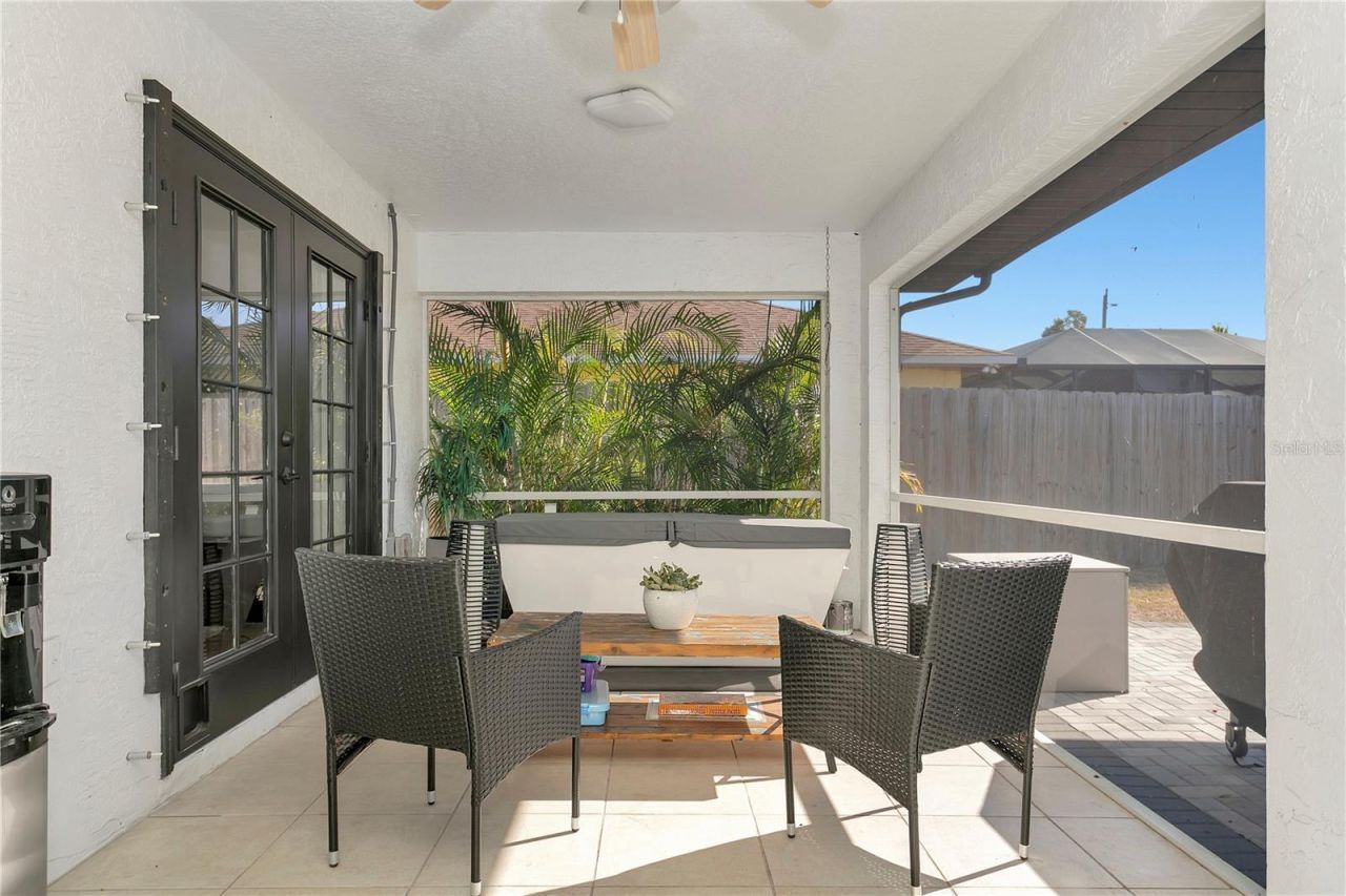 6647 68th Street E, Bradenton, FL 34203 Photo