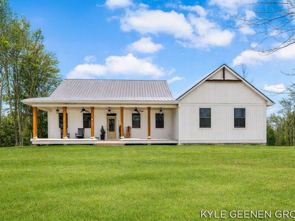 312 48th Avenue, Zeeland, MI 49464