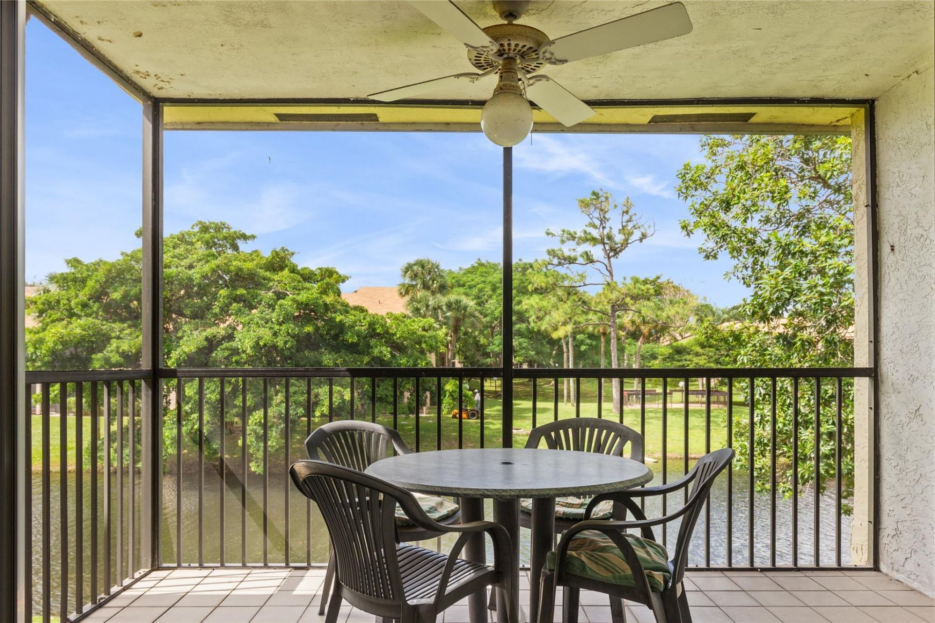 2067 SW 15th Street, Unit 232, Deerfield Beach, FL 33442 Photo