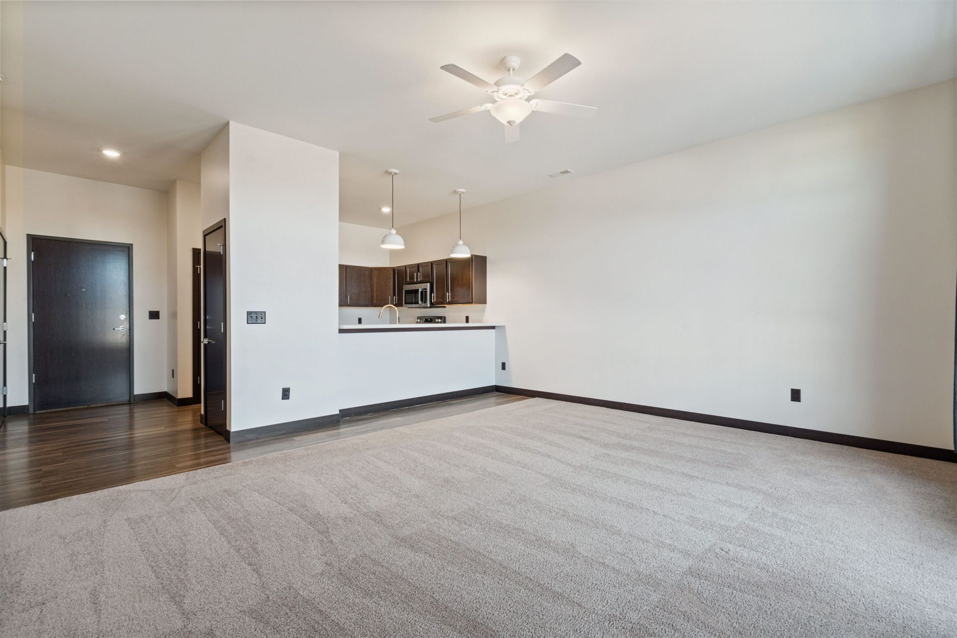 120 Twin Steeples Circle NE #307, Dyersville, IA 52040 Main Photo