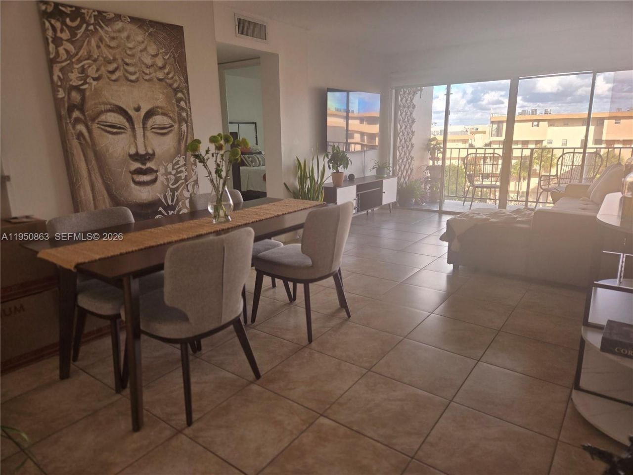 8889 Fontainebleau Blvd , Unit 501, Miami, FL 33172 Photo