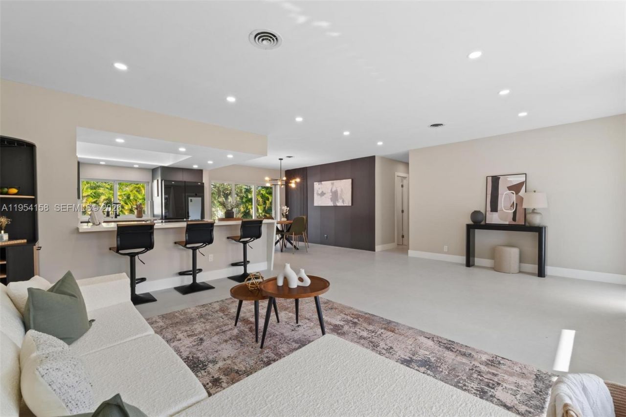 5341 SW 1st St, Plantation, FL 33317 Photo