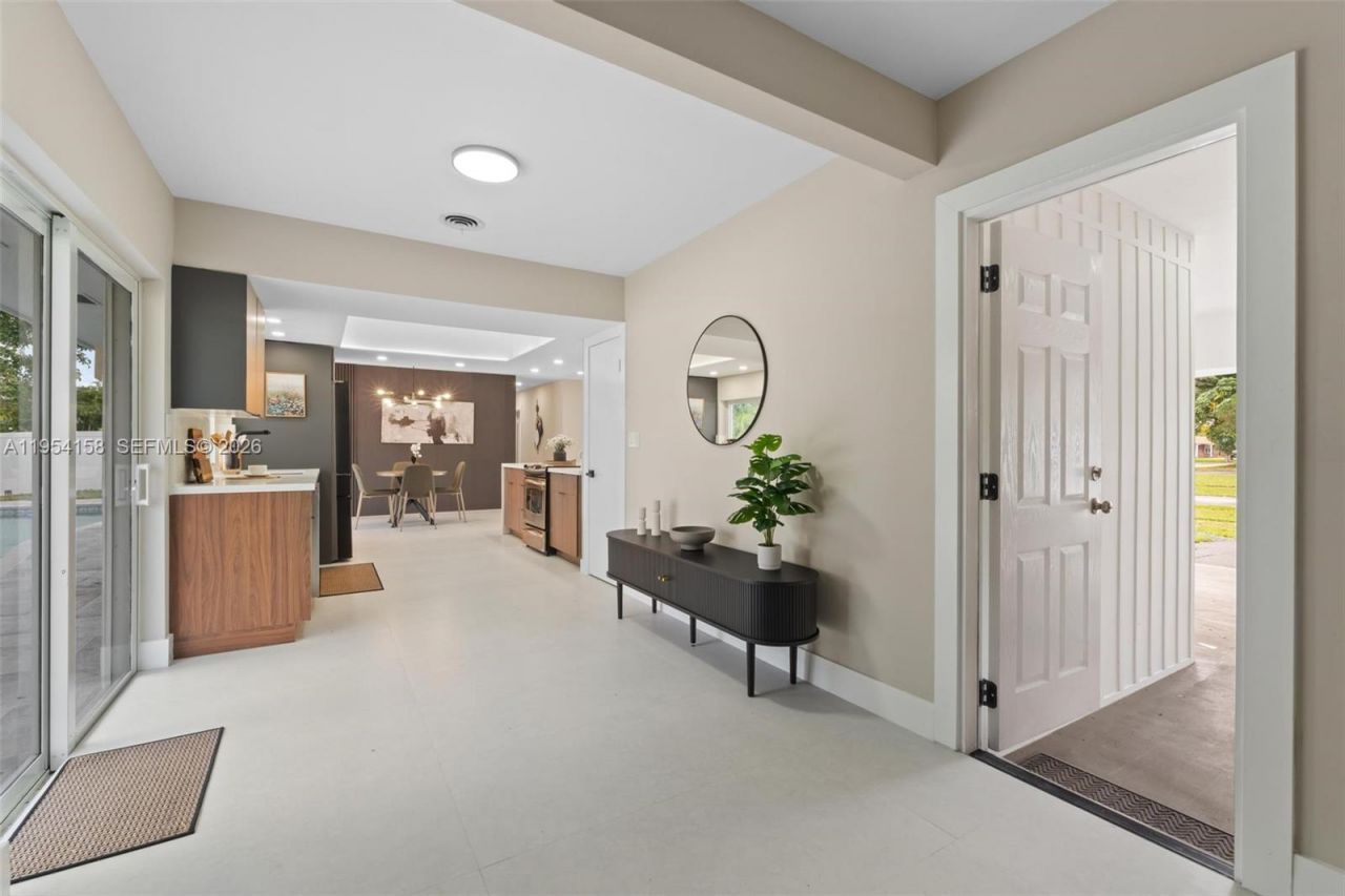 5341 SW 1st St, Plantation, FL 33317 Photo