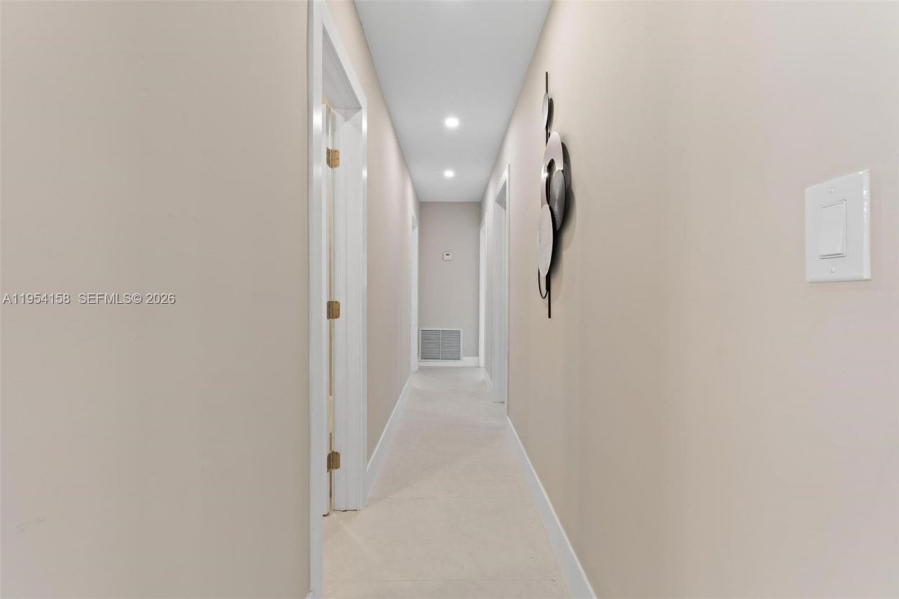 5341 SW 1st St, Plantation, FL 33317 Photo