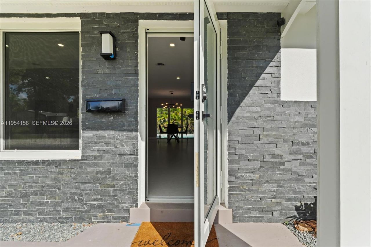 5341 SW 1st St, Plantation, FL 33317 Photo