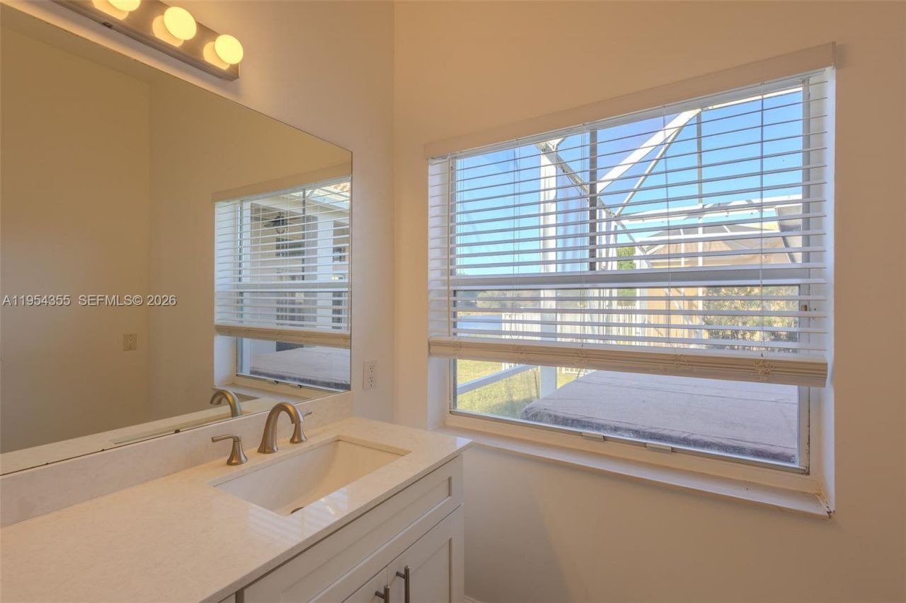 825 Tanglewood Cir, Weston, FL 33327 Photo