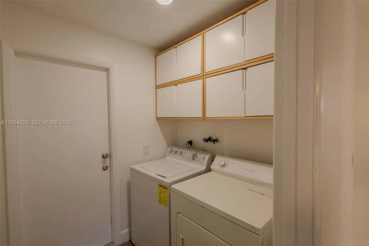 825 Tanglewood Cir, Weston, FL 33327 Photo