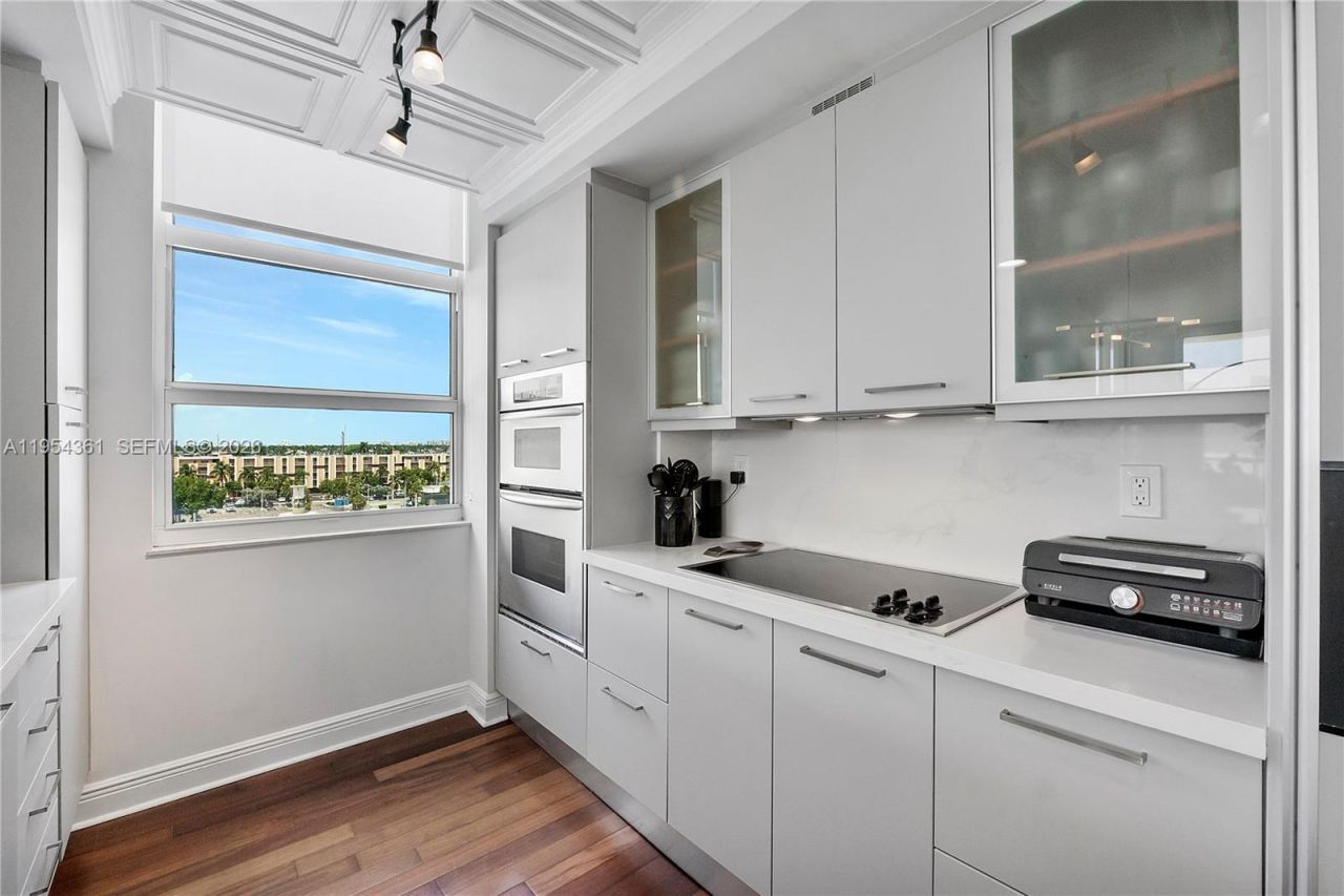 1819 SE 17th St , Unit 604, Fort Lauderdale, FL 33316 Photo