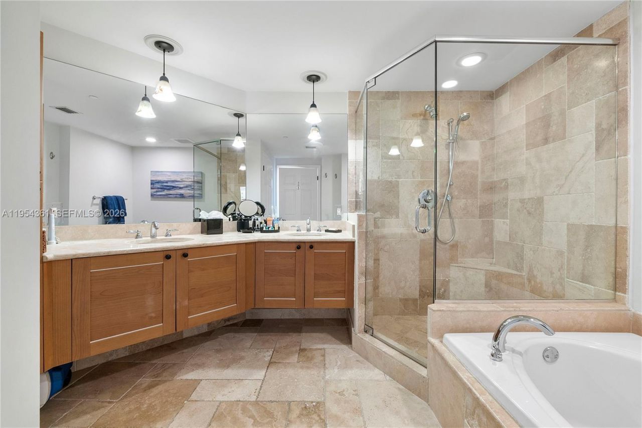 1819 SE 17th St , Unit 604, Fort Lauderdale, FL 33316 Photo