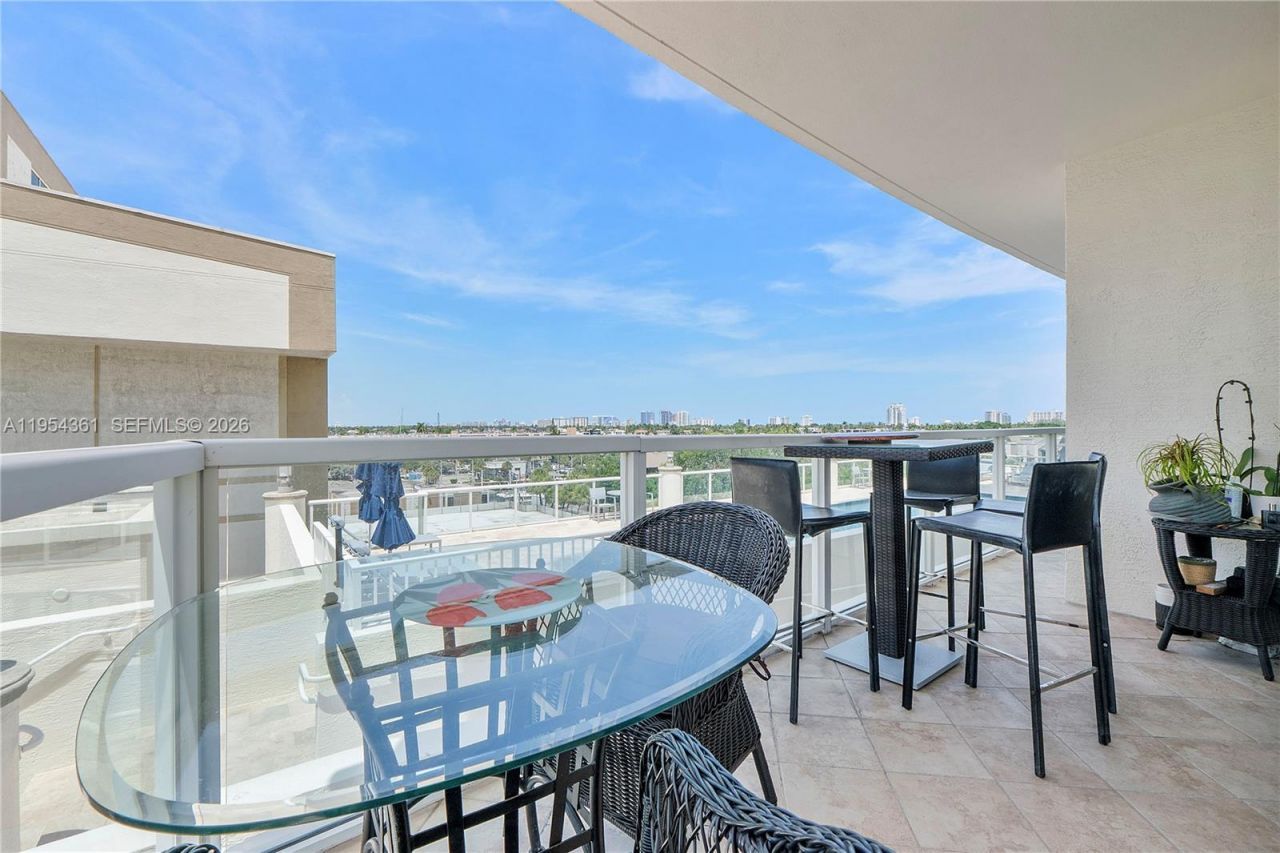 1819 SE 17th St , Unit 604, Fort Lauderdale, FL 33316 Photo