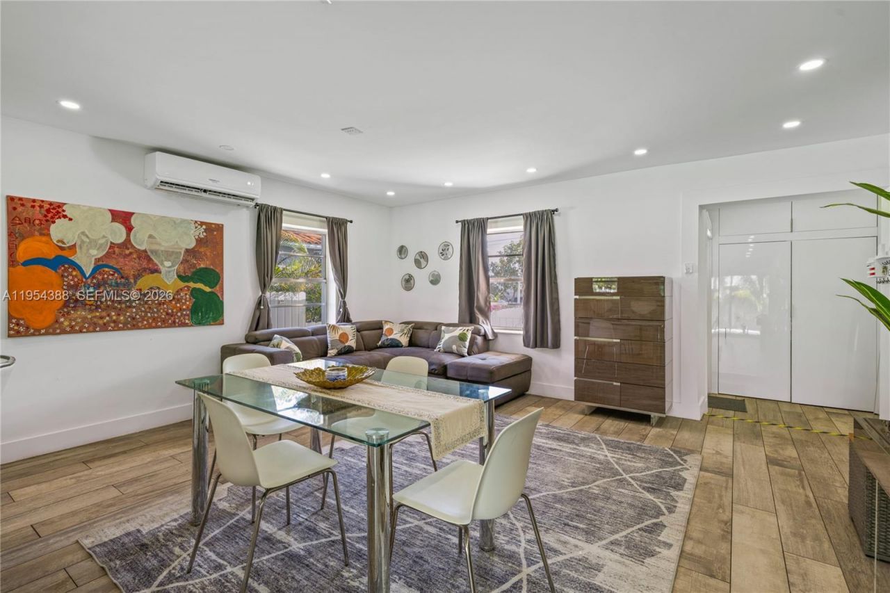 1041 NW 73rd St, Miami, FL 33150 Photo