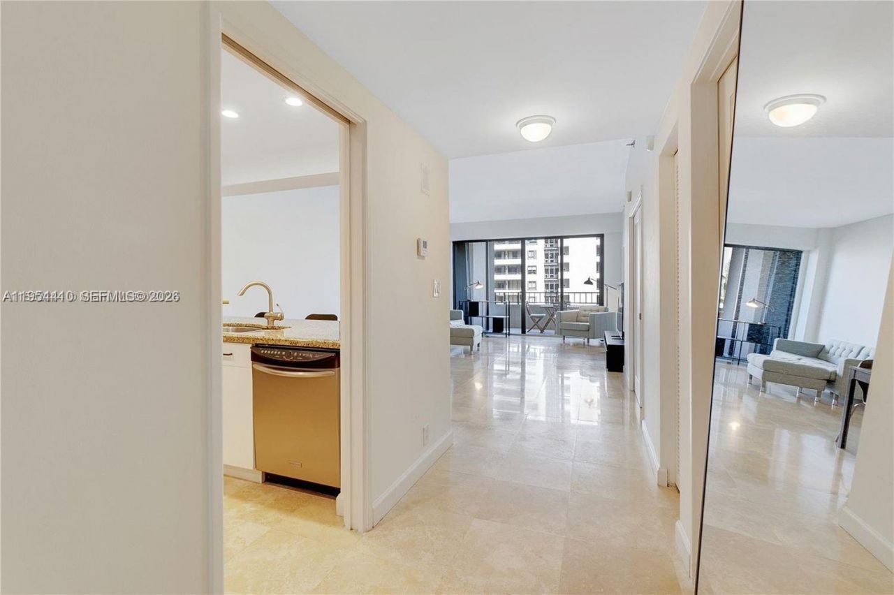 201 Crandon Blvd, Unit 432, Key Biscayne, FL 33149 Photo