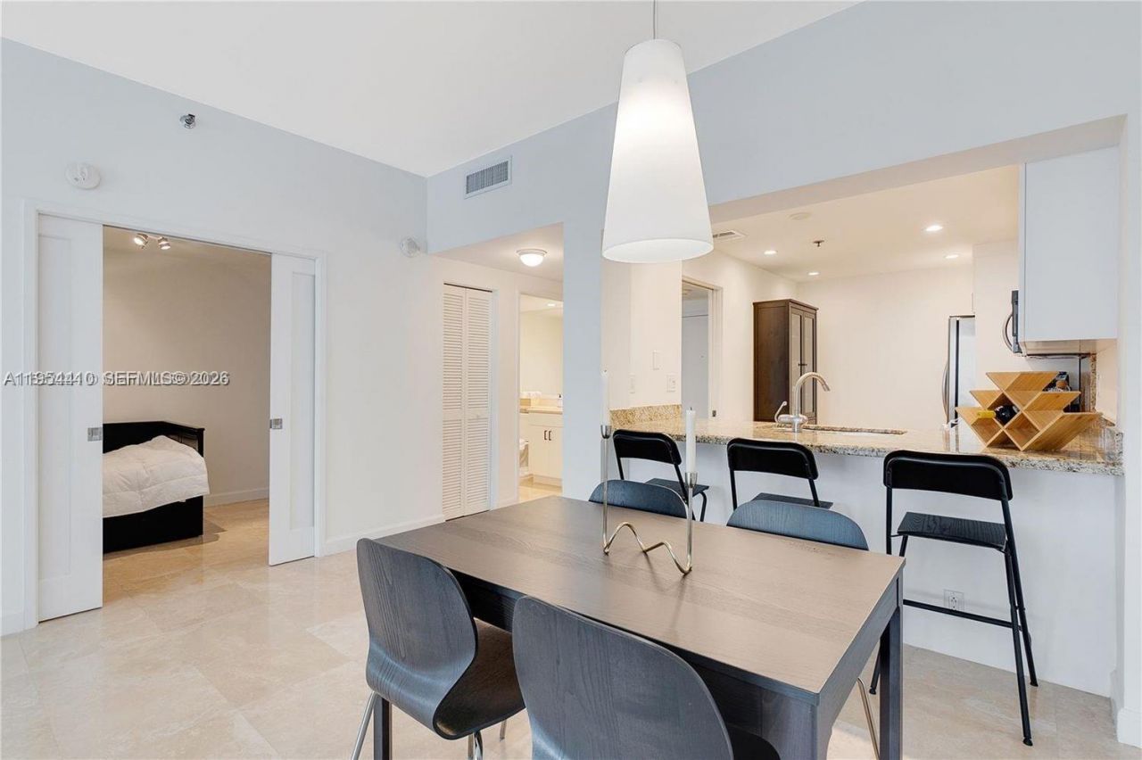 201 Crandon Blvd, Unit 432, Key Biscayne, FL 33149 Photo