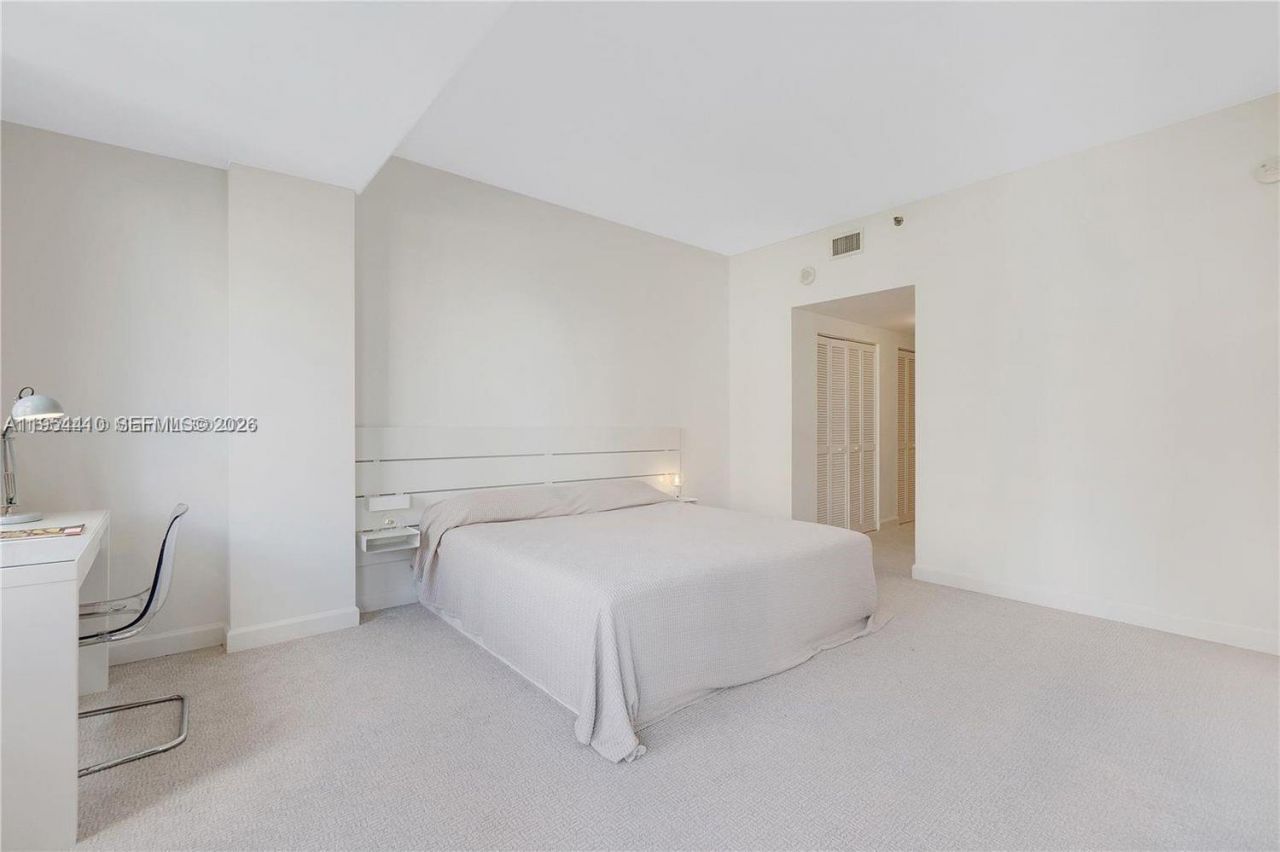 201 Crandon Blvd, Unit 432, Key Biscayne, FL 33149 Photo