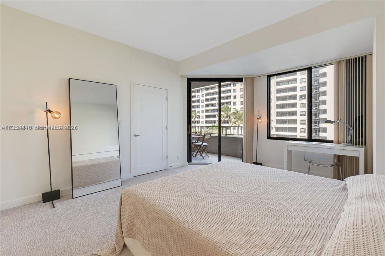 201 Crandon Blvd, Unit 432, Key Biscayne, FL 33149 Photo