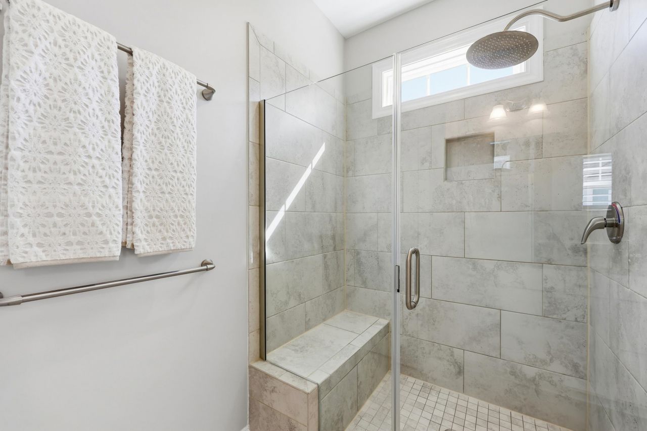 1005 Bonnet Dr. Photo 23