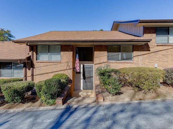 2535 Bradford Square NE, Atlanta, GA 30345