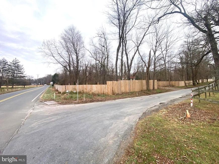 3738 Damascus Road, Gaithersburg, MD 20882 Main Photo