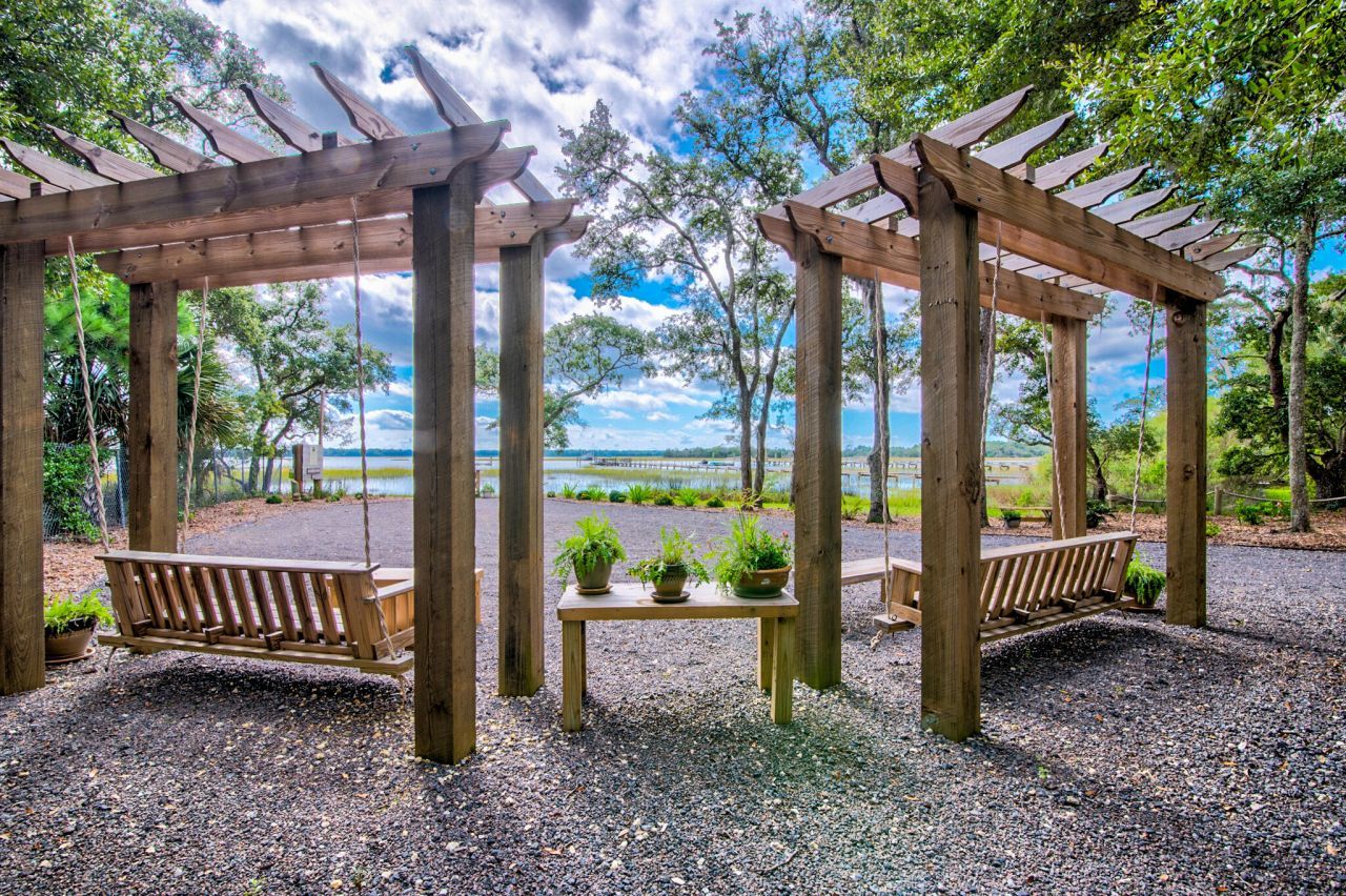 2866 Maritime Forest Drive Photo 40