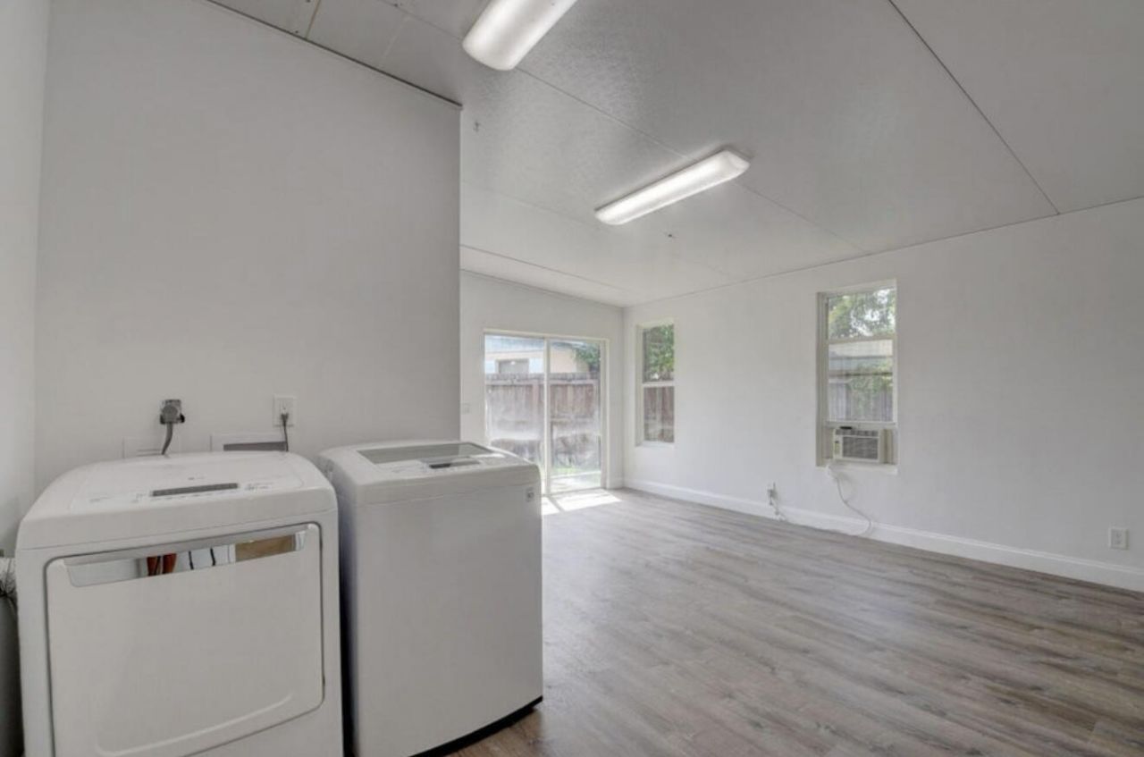 612 Hibiscus Drive, Royal Palm Beach, FL 33411 Photo