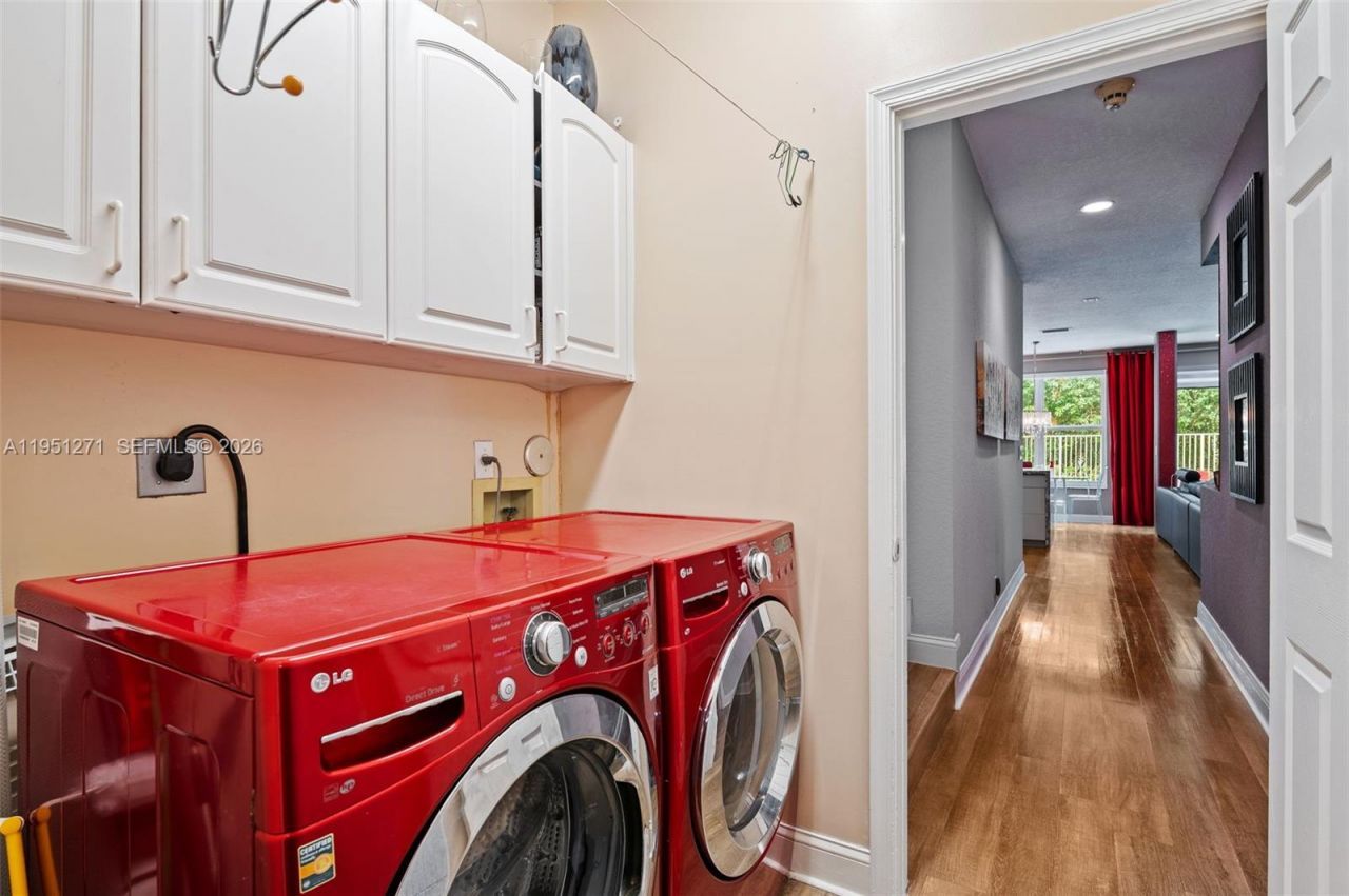 11070 Minneapolis Dr, Cooper City, FL 33026 Photo