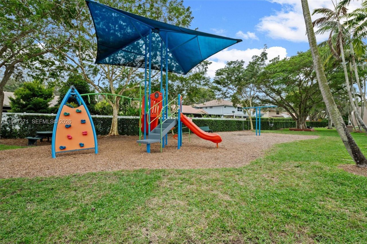 11070 Minneapolis Dr, Cooper City, FL 33026 Photo