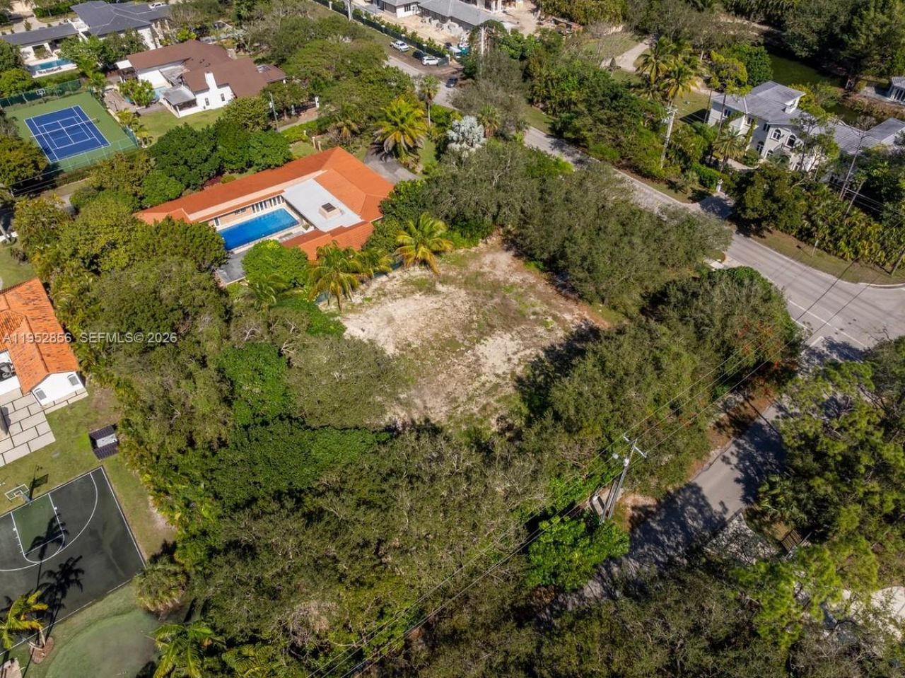 9790 SW 67th Ave, Pinecrest, FL 33156 Photo