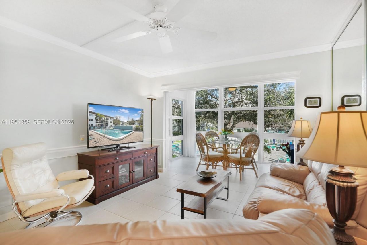 1501 S Ocean Blvd, Unit 214, Lauderdale by the Sea, FL 33062 Photo