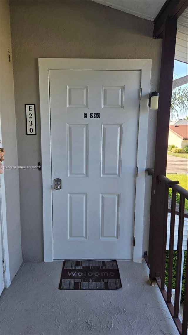 180 E Cypress Way, Unit E230, Naples, FL 34110 Photo