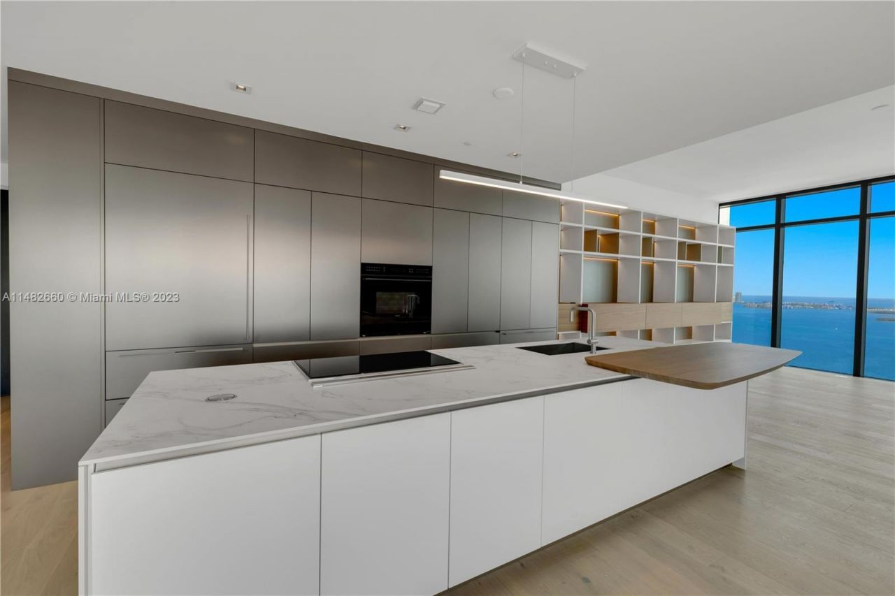 1451 Brickell Ave, Unit 4403, Miami, FL 33131 Photo