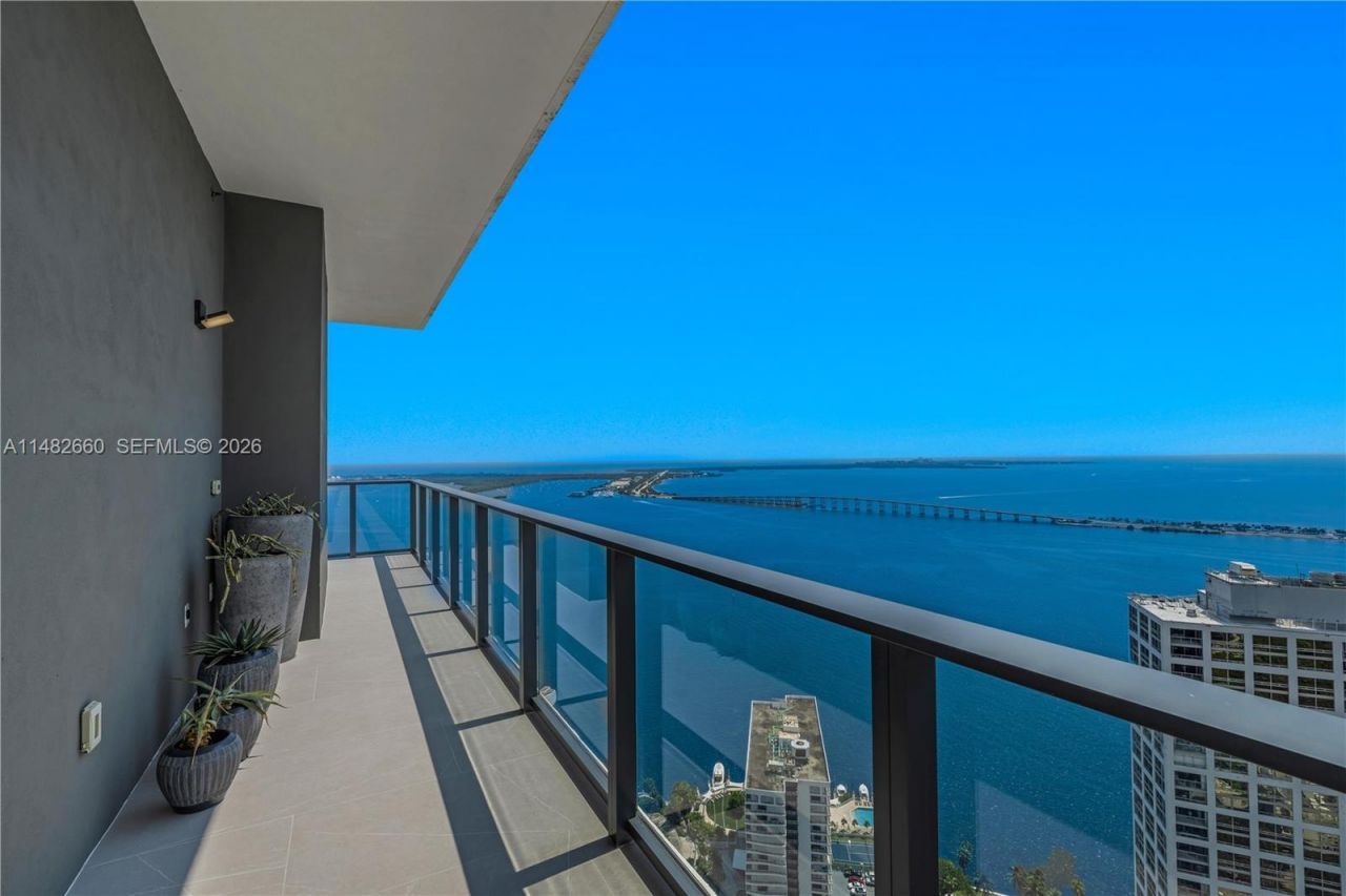 1451 Brickell Ave, Unit 4403, Miami, FL 33131 Photo