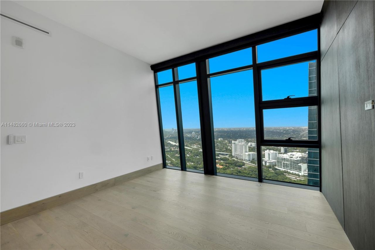 1451 Brickell Ave, Unit 4403, Miami, FL 33131 Photo