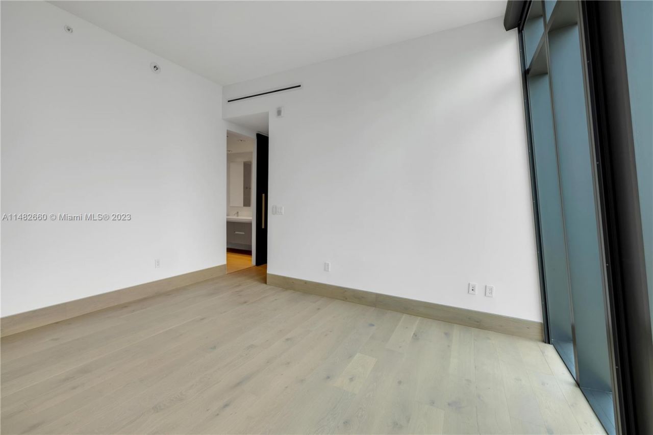 1451 Brickell Ave, Unit 4403, Miami, FL 33131 Photo