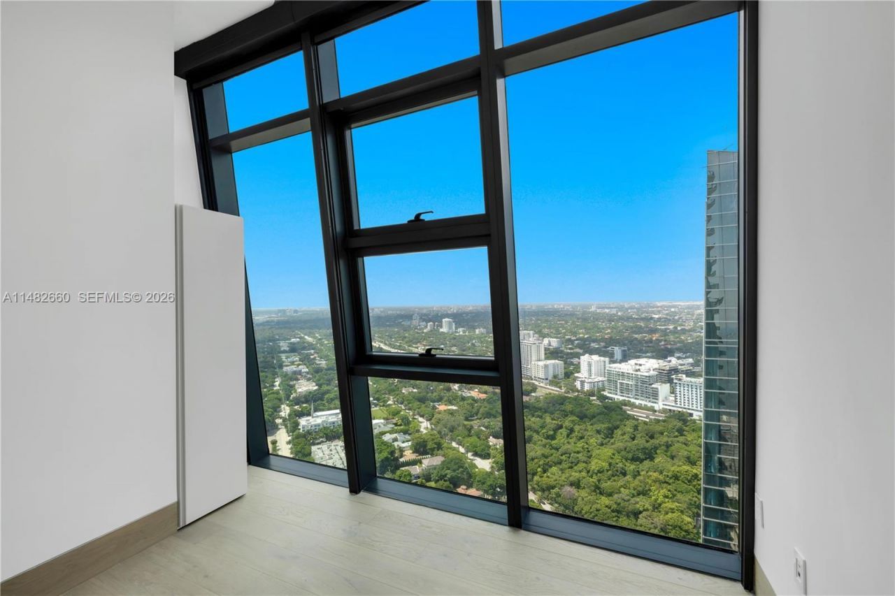1451 Brickell Ave, Unit 4403, Miami, FL 33131 Photo