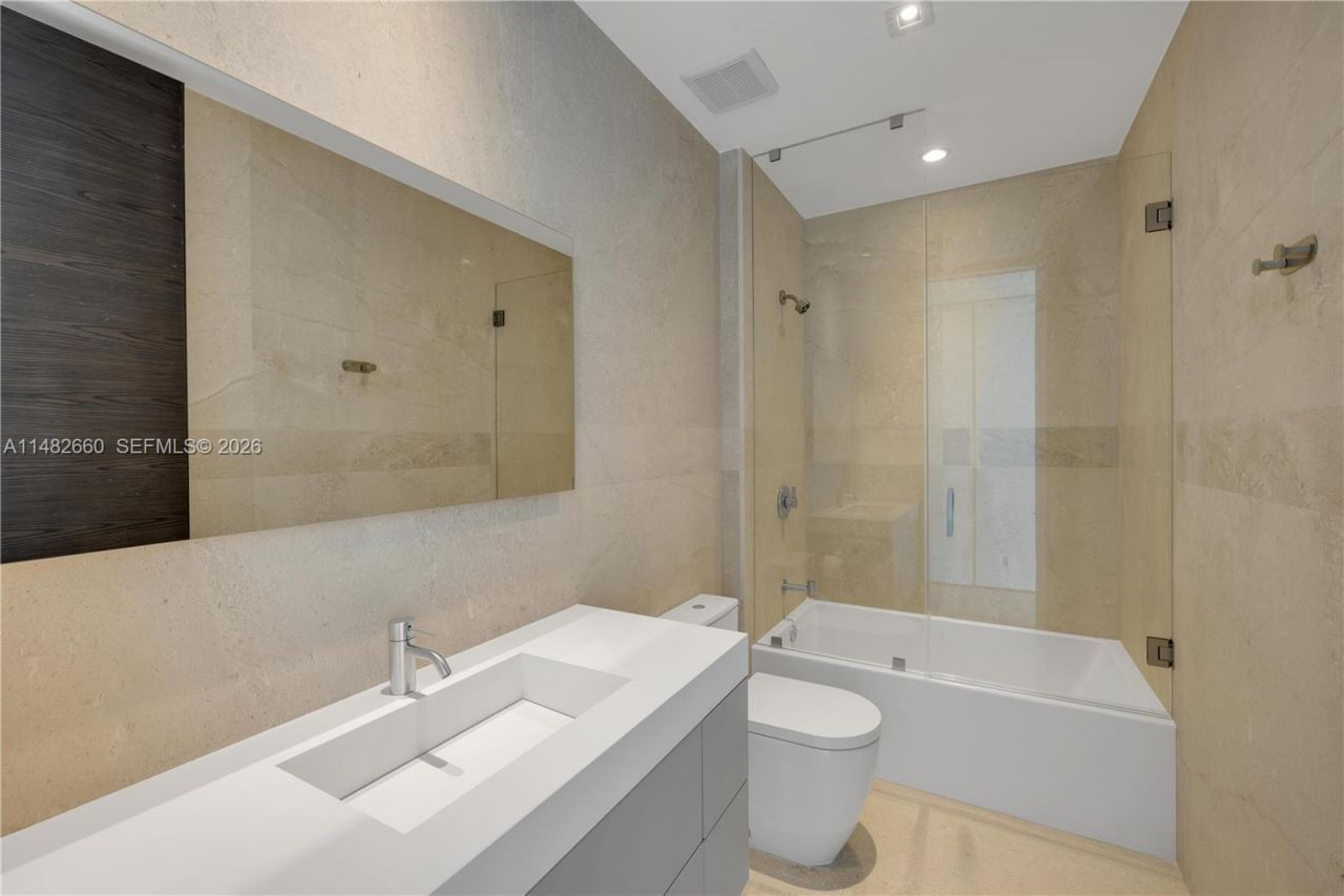 1451 Brickell Ave, Unit 4403, Miami, FL 33131 Photo