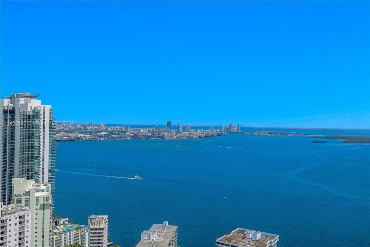 1451 Brickell Ave, Unit 4403, Miami, FL 33131 Photo