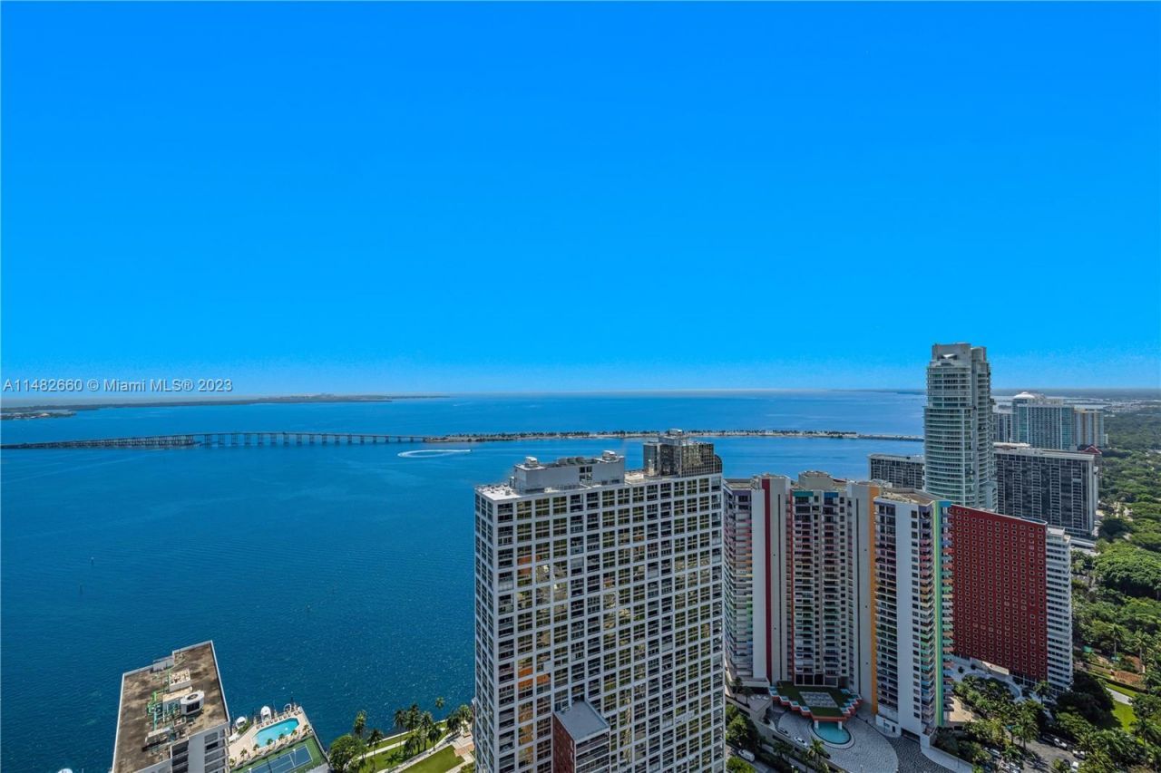 1451 Brickell Ave, Unit 4403, Miami, FL 33131 Photo