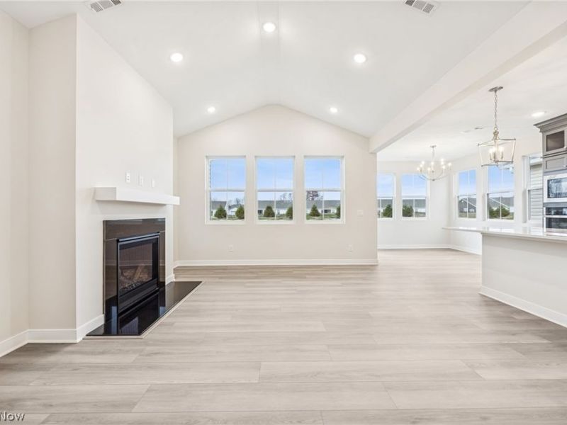 2170 Myla Way, Amherst, OH 44001 Photo 4