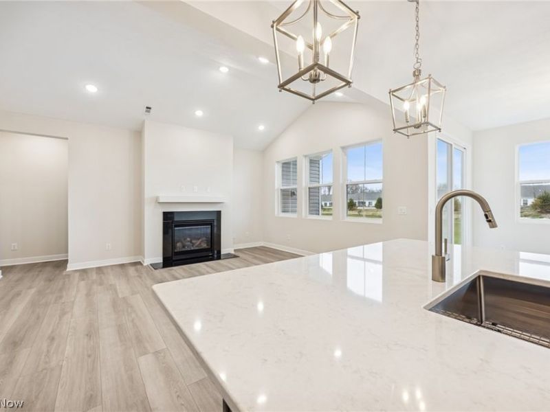 2170 Myla Way, Amherst, OH 44001 Photo 5