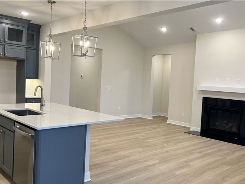 2170 Myla Way, Amherst, OH 44001 Photo 6