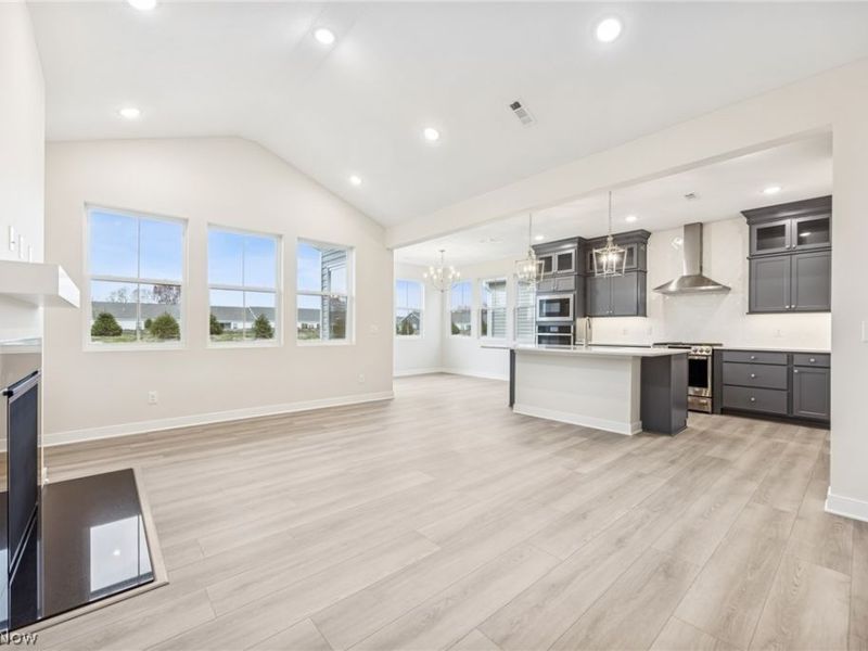 2170 Myla Way, Amherst, OH 44001 Photo 6