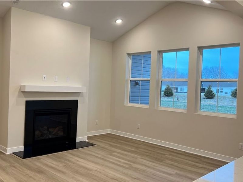 2170 Myla Way, Amherst, OH 44001 Photo 7