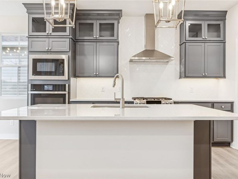 2170 Myla Way, Amherst, OH 44001 Photo 7