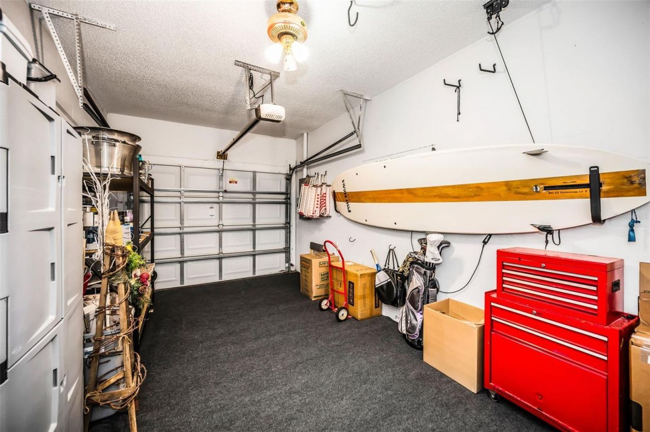 990 San Carlos Court Ne, Saint Petersburg, FL 33702 Photo